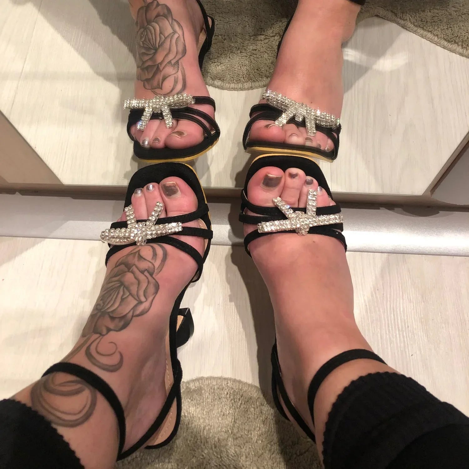 Style Women's High Heel Sandals Studs Cross-border Fashionable RubberSPECIFICATIONS
Brand Name: NoEnName_Null
Outsole Material: RUBBER
Origin: Mainland China
Choice: yes
 
 
 
 
 • Plus Size Women's Sandals :Designed with plus size woDMEwomenstorenull