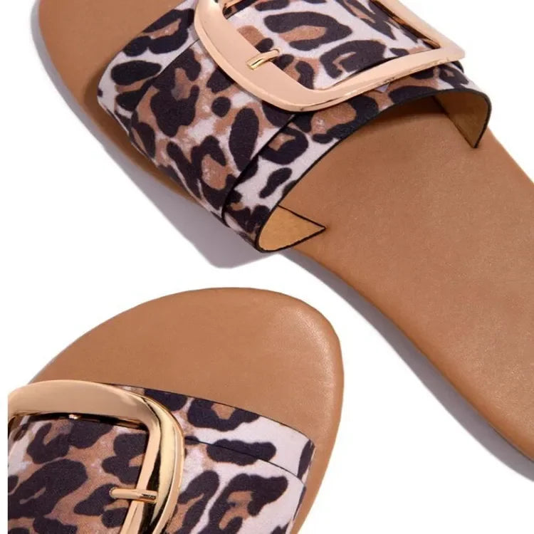 New Women Slippers Fashion Upper Buckle Decoration Flat Heel Peep Toe SPECIFICATIONSBrand Name: zonnebloemShoes Type: basicApplicable Place: OutsideUpper Material: CANVASClosure Type: Pull OnDepartment Name: ADULTOutsole Material: RUBBDMEwomenstorenull