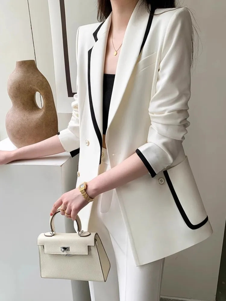 Stylish Women's Blazer and Pants Set