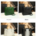 Women's Bag Crocodile Pattern Handbag Portable Tote Bag Mom Tide ShoulSPECIFICATIONSBrand Name: BJYLOrigin: Mainland ChinaCN: GuangdongLining Material: COTTONMain Material: Genuine leatherPlace Of Origin: GUANG DONG ProvincePlace Of OrDMEwomenstorenull