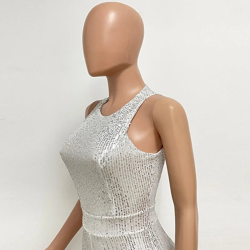 Sleeveless Sequined Jumpsuit Round Neck Slim Fit High Waist Sexy SprinSPECIFICATIONSBrand Name: mandylandyStyle: StreetwearAge: MIDDLE AGEOrigin: Mainland ChinaCN: GuangdongSeason: SummerMaterial: POLYESTERDecoration: SequinedFabric TyDMEwomenstorenull