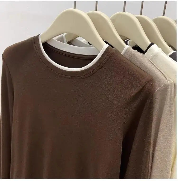 Contrasting Splicing Long Sleeved Round Neck T-shirt Base Shirt Warm TSPECIFICATIONSBrand Name: NoEnName_NullStyle: Office LadyAge: MIDDLE AGEOrigin: Mainland ChinaCN: GuangdongSeason: Autumn/WinterClothing Length: regularDecoration: PDMEwomenstorenull