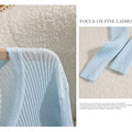 Summer New Women's V-neck Cardigan, Long Sleeves, Sun Protection, ButtSPECIFICATIONSSleeve Style: regularSleeve Length(cm): FullBrand Name: NoEnName_NullModel Number: BS106819Craft of Weaving: KnitClothing Length: regularStyle: Office DMEwomenstorenull