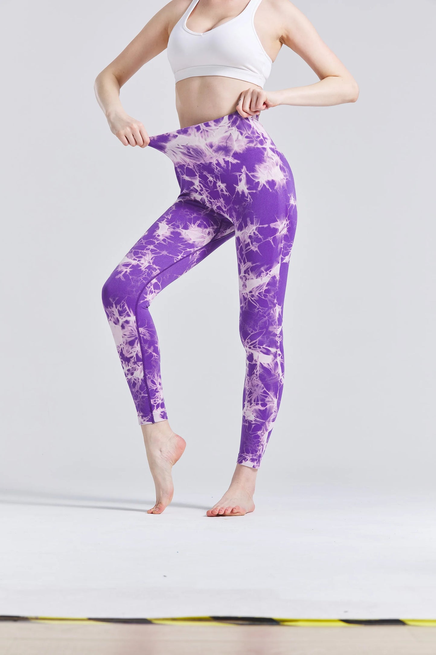 Women Tie Dyed Seamless Leggings Scrunch Fitness Fashion High Gym WaisSPECIFICATIONSBrand Name: caeruleusWaist Type: highStyle: CasualLength(Bottoms): Ankle-LengthOrigin: Mainland ChinaCN: ZhejiangSeason: All seasonHign-concerned ChemiDMEwomenstorenull