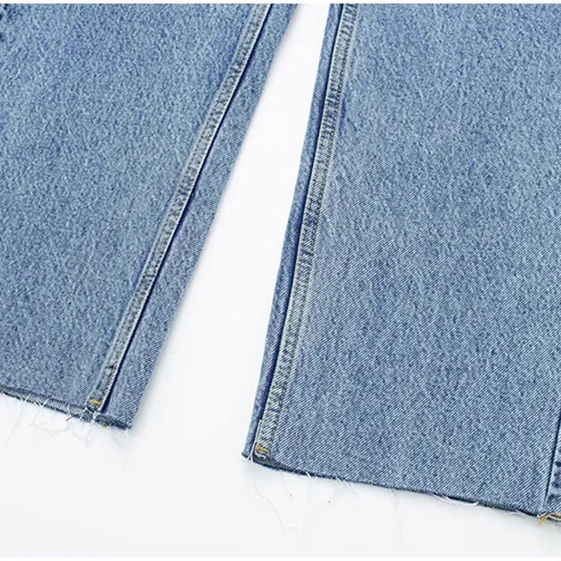 Denim Jumpsuit for Women Overalls Woman Jean Overalls Long Sleeve ElegSPECIFICATIONSBrand Name: NoEnName_NullStyle: StreetwearAge: MIDDLE AGEOrigin: Mainland ChinaCN: GuangdongSeason: Spring/SummerMaterial: POLYESTERDecoration: noneFabDMEwomenstorenull