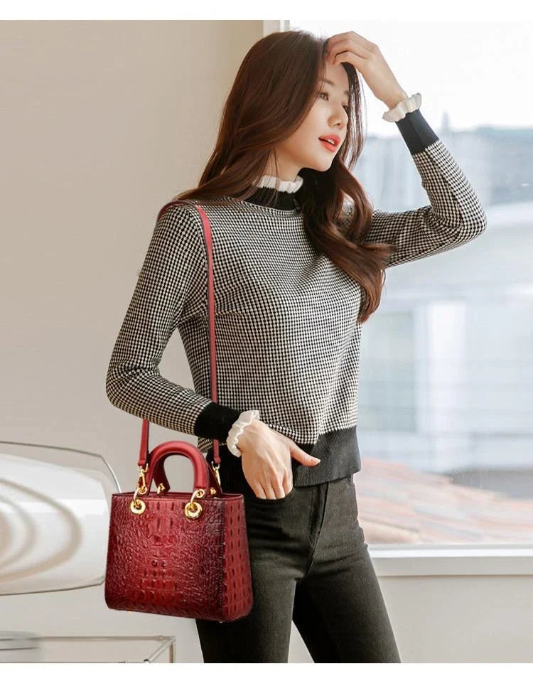 High Quality Luxury Brand Designer Leather Handbags Shoulder Bag For WSPECIFICATIONSBrand Name: luyoHign-concerned Chemical: NoneHandbags Type: Shoulder BagsTypes of bags: Shoulder &amp; Crossbody BagsMain Material: PULining Material: DMEwomenstorenull