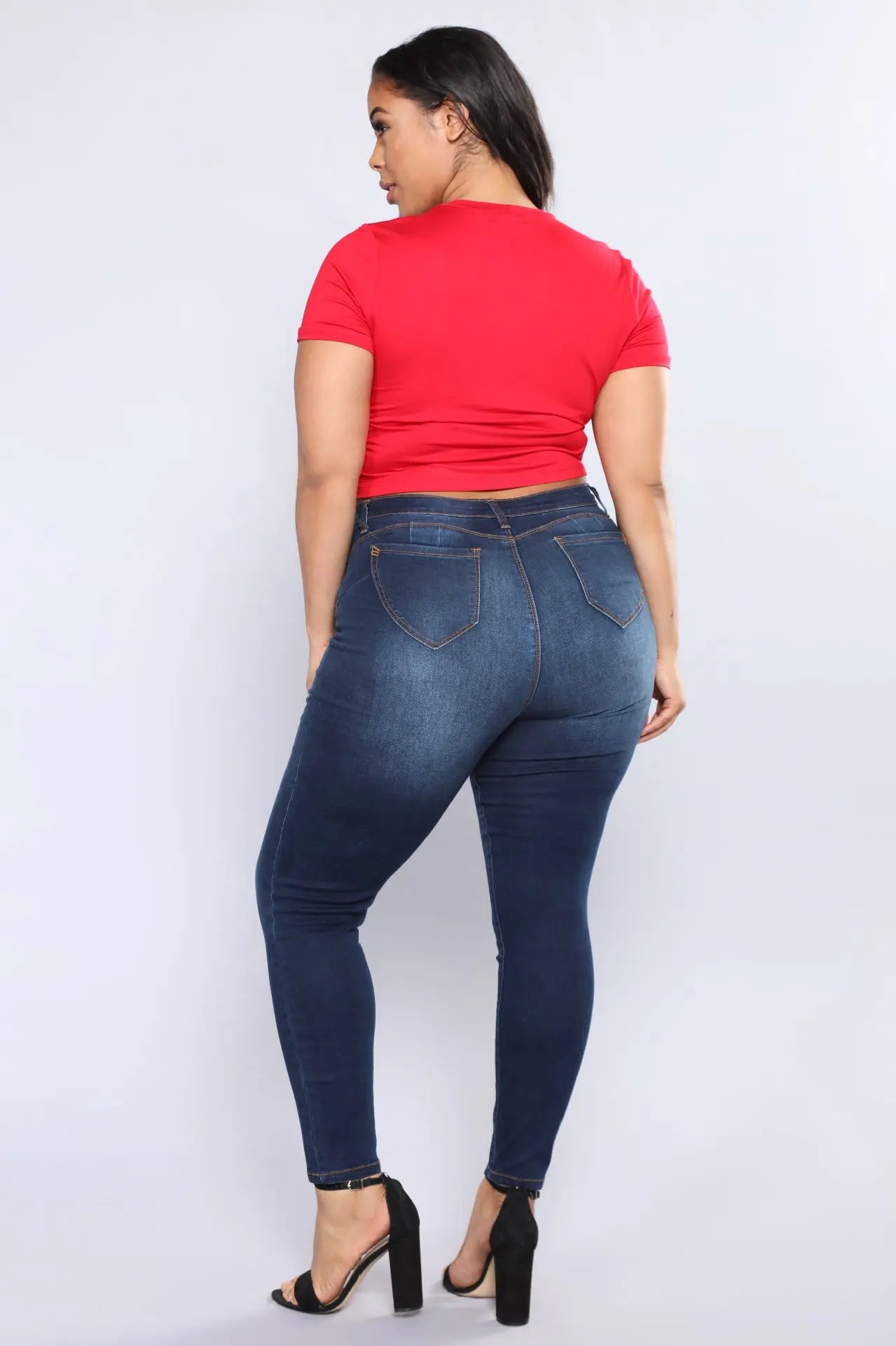 Women's plus size high waist jeans casual Skinny denim fat mom jeansSPECIFICATIONSBrand Name: NoEnName_NullModel Number: 607Style: CasualWash: Bleach WashMaterial: COTTONPlace Of Origin: China (mainland)Decoration: ButtonDecoration: DMEwomenstorenull