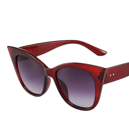 Sunglasses Woman Fashion Big Frame Cat Sun Glasses Female Retro ShadesSPECIFICATIONSDepartment Name: ADULTBrand Name: pwvxymItem Type: EYEWEARModel Number: SunglassesEyewear Type: SunglassesStyle: CAT EYEFrame Material: PolycarbonatePlDMEwomenstorenull