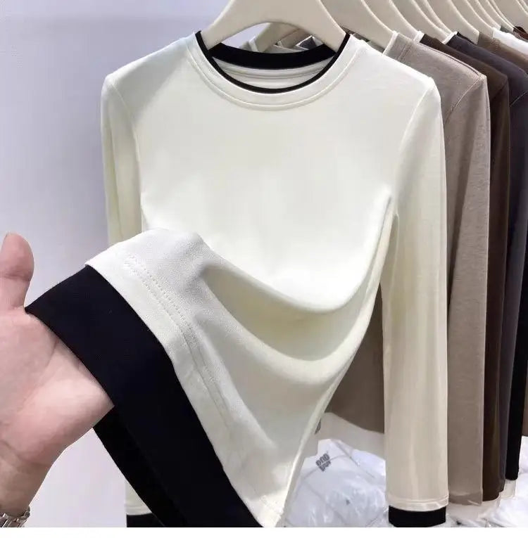 Contrasting Splicing Long Sleeved Round Neck T-shirt Base Shirt Warm TSPECIFICATIONSBrand Name: NoEnName_NullStyle: Office LadyAge: MIDDLE AGEOrigin: Mainland ChinaCN: GuangdongSeason: Autumn/WinterClothing Length: regularDecoration: PDMEwomenstorenull