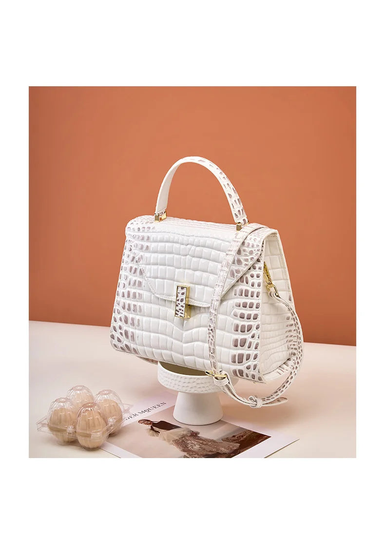 Luxury Crocodile Pattern Lady Handbag Women Shoulder Bags Designer FamSPECIFICATIONSBrand Name: NoEnName_NullOrigin: Mainland ChinaCN: ZhejiangLining Material: POLYESTERMain Material: Genuine leatherPlace Of Origin: ZHE JIANG ProvincePDMEwomenstorenull