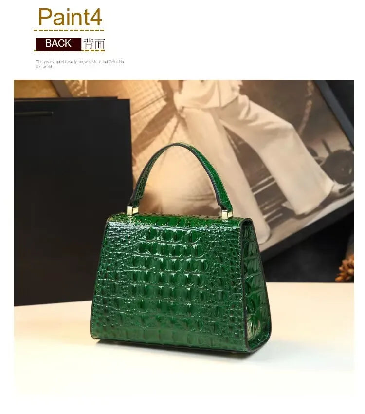 Women's Bag Genuine Leather Crossbody Handbags High Quality Women'sSPECIFICATIONSBrand Name: NoEnName_NullOrigin: Mainland ChinaCN: GuangdongLining Material: POLYESTERMain Material: Genuine leatherPlace Of Origin: GUANG DONG ProvincDMEwomenstorenull