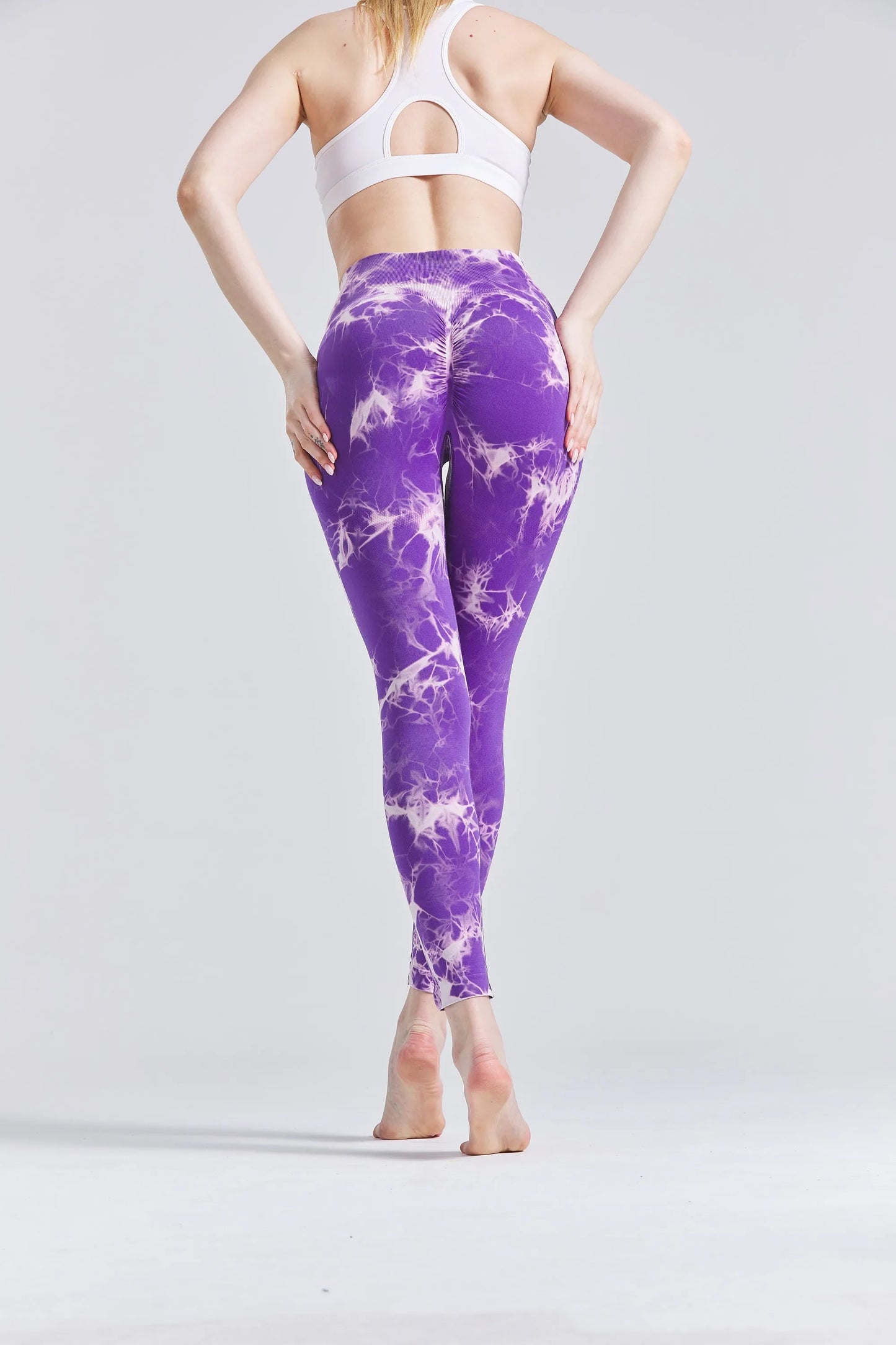 Women Tie Dyed Seamless Leggings Scrunch Fitness Fashion High Gym WaisSPECIFICATIONSBrand Name: caeruleusWaist Type: highStyle: CasualLength(Bottoms): Ankle-LengthOrigin: Mainland ChinaCN: ZhejiangSeason: All seasonHign-concerned ChemiDMEwomenstorenull