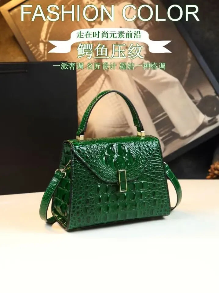 Women's Bag Genuine Leather Crossbody Handbags High Quality Women'sSPECIFICATIONSBrand Name: NoEnName_NullOrigin: Mainland ChinaCN: GuangdongLining Material: POLYESTERMain Material: Genuine leatherPlace Of Origin: GUANG DONG ProvincDMEwomenstorenull