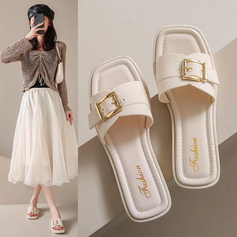 Fashionable Slippers For Women Summer Outerwear Anti-Slip Beach New StSPECIFICATIONSBrand Name: NoEnName_NullShoes Type: Flip FlopsApplicable Place: OutsideUpper Material: PVCHeel Height: Low (1cm-3cm)Origin: Mainland ChinaSeason: SummDMEwomenstorenull