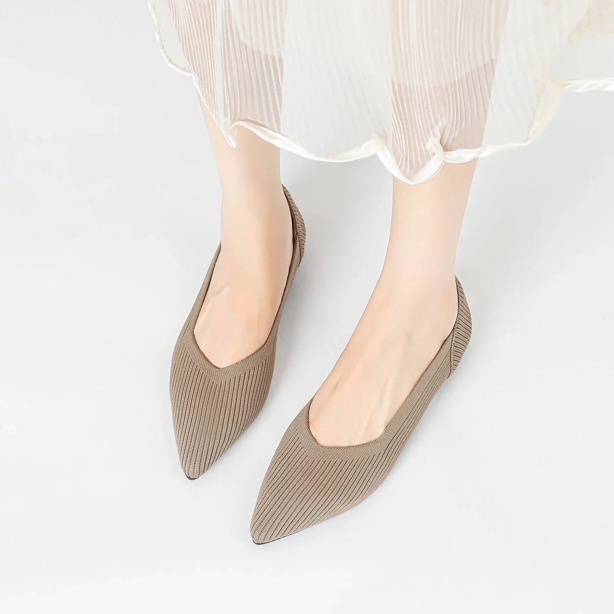 Women's solid color flat shoes casual fashion breathable non slip rubbSPECIFICATIONSBrand Name: SP CHIZHENWhether with metal toe cap: NoFlats Type: Boat shoesUpper Material: Cotton FabricDepartment Name: ADULTToe Shape: Pointed toeOutsDMEwomenstorenull