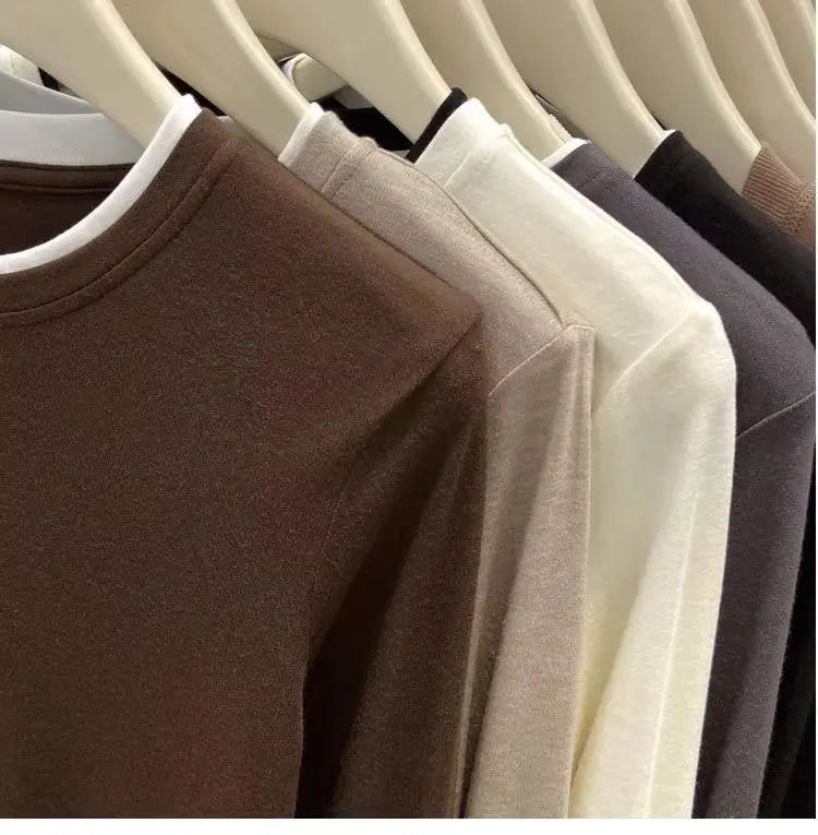 Contrasting Splicing Long Sleeved Round Neck T-shirt Base Shirt Warm TSPECIFICATIONSBrand Name: NoEnName_NullStyle: Office LadyAge: MIDDLE AGEOrigin: Mainland ChinaCN: GuangdongSeason: Autumn/WinterClothing Length: regularDecoration: PDMEwomenstorenull