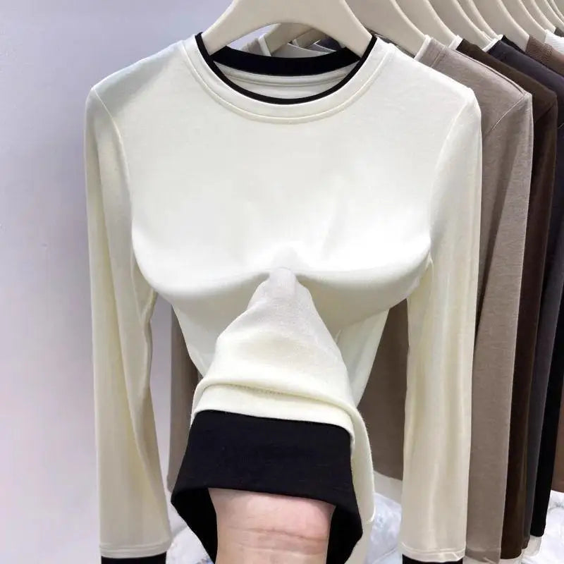 Contrasting Splicing Long Sleeved Round Neck T-shirt Base Shirt Warm TSPECIFICATIONSBrand Name: NoEnName_NullStyle: Office LadyAge: MIDDLE AGEOrigin: Mainland ChinaCN: GuangdongSeason: Autumn/WinterClothing Length: regularDecoration: PDMEwomenstorenull