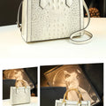 Women's Bag Crocodile Pattern Handbag Portable Tote Bag Mom Tide ShoulSPECIFICATIONSBrand Name: BJYLOrigin: Mainland ChinaCN: GuangdongLining Material: COTTONMain Material: Genuine leatherPlace Of Origin: GUANG DONG ProvincePlace Of OrDMEwomenstorenull