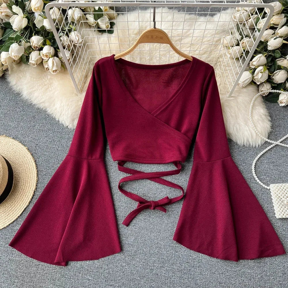 Top- Chic Sexy Flare Long Sleeve Crop T-Shirt V Neck Perfect for women